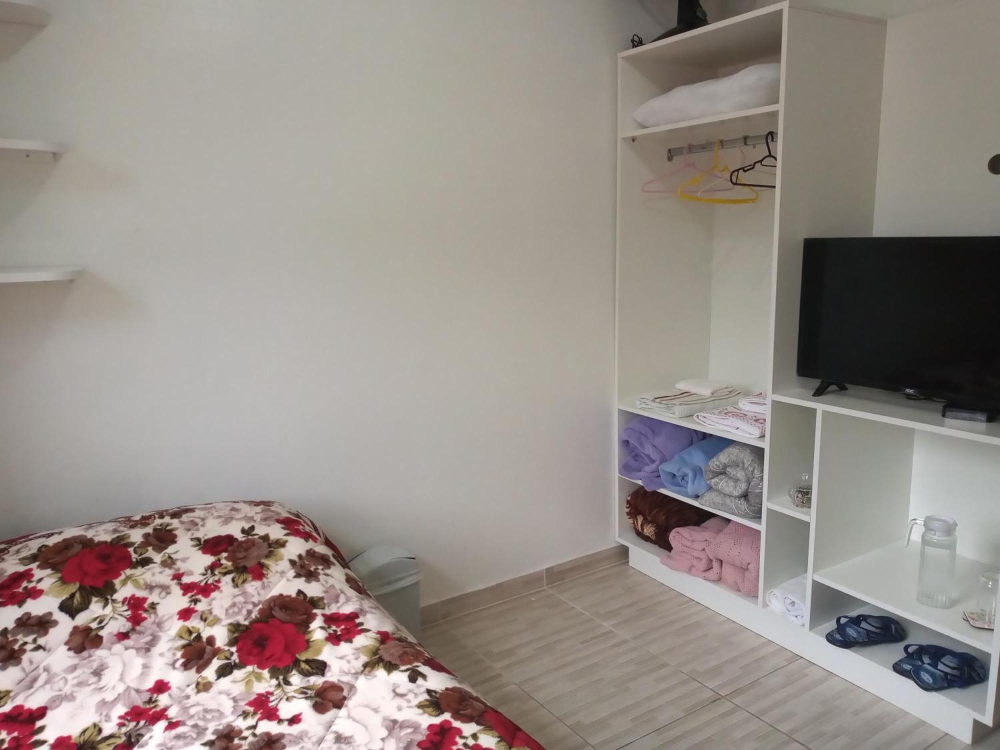 Quarto em Acomodações Particulares Dona Tania Canela